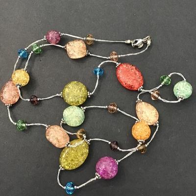 Beautiful Vintage Premier Design faux glass bead necklace