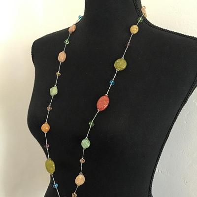 Beautiful Vintage Premier Design faux glass bead necklace
