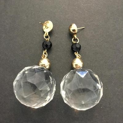 Cute vintage faux glass ball dangle earrings