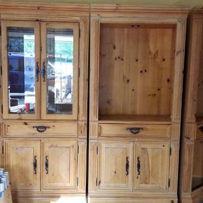 Sale Photo Thumbnail #17: 2 corner units, unit with glass doors and.open unit. Great condition. Corner units 16 x 16 x 78. Center units 36 x 16 x 78.