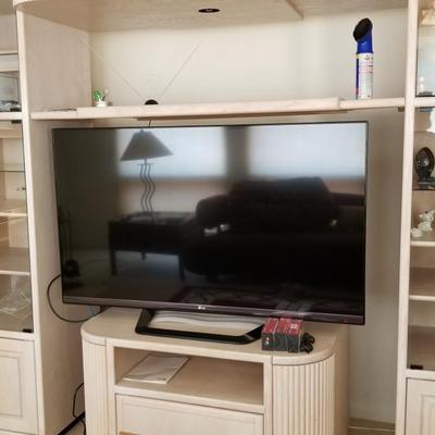 Sale Photo Thumbnail #23: Large Unit with lots of storage. 2 side units are each 29" wide x 21" deep x 79" tall. The middle lower section is 40" wide x 29" deep x 24" tall. The bridge section across the top is 84" tall in center. Great condition.