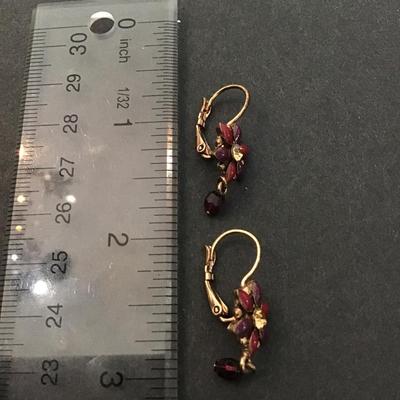 Vintage Avon Enamled flower dangle earrings