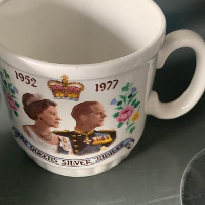 Royal Family Wedding/ Jubilee Glasses/ Mugs Wedgwood Royal Worcester +++