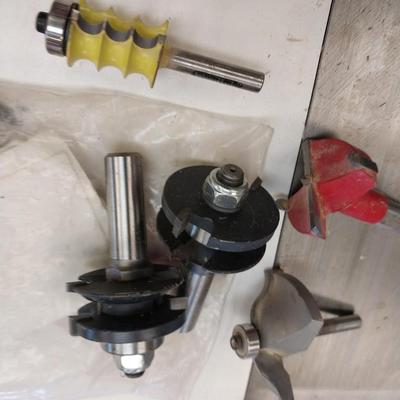 RAIL AND STILE ROUTER BITS