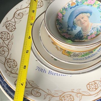 Royal Family Vintage Jubilee China Royal Crown Derby Fenton Wedgwood Wood & Son +++