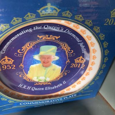 Royal Family Vintage Jubilee China Royal Crown Derby Fenton Wedgwood Wood & Son +++