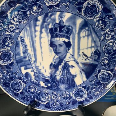 Royal Family Vintage Jubilee China Royal Crown Derby Fenton Wedgwood Wood & Son +++