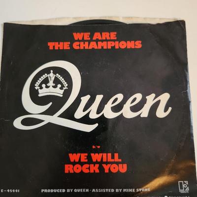 Queen - We Are The Champions 45 Record