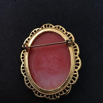 Vintage cameo brooch