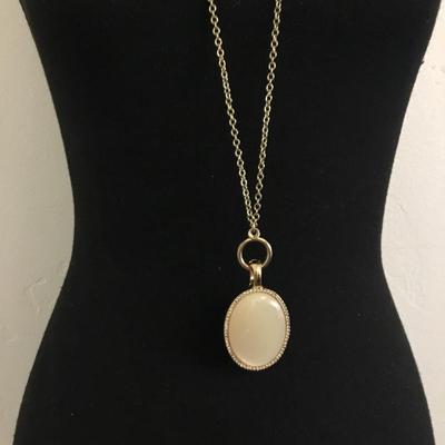 Beautiful vintage premier, design, toggle necklace