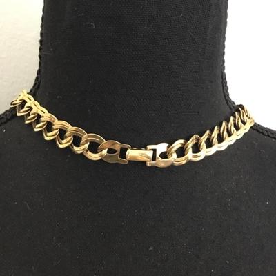 Very nice vintage thick, chunky chain, goldtone necklace