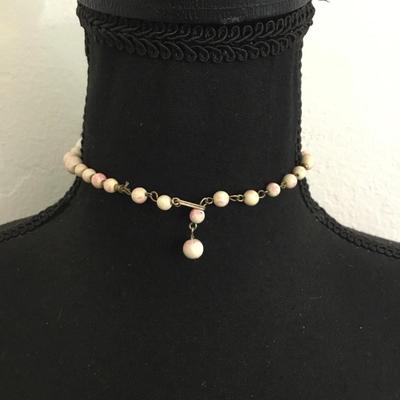 Beautiful, vintage choker necklace