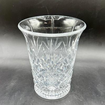 Crystal Flared Vase DePlomb Crystal Pineapple Diamond Design