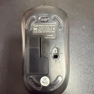 Wireless Computer Keyboard and Mouse Set