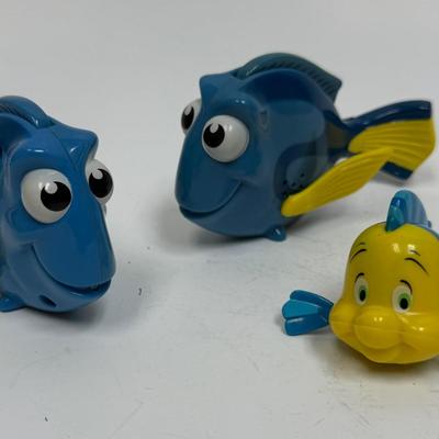 Disney Fish windup toy Lot - Two "Dory" Fish, 1 "Flounder" Fish Finding Nemo Little Mermaid
