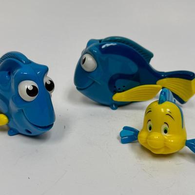 Disney Fish windup toy Lot - Two "Dory" Fish, 1 "Flounder" Fish Finding Nemo Little Mermaid