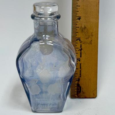 Glass Perfume Bottle with stopper