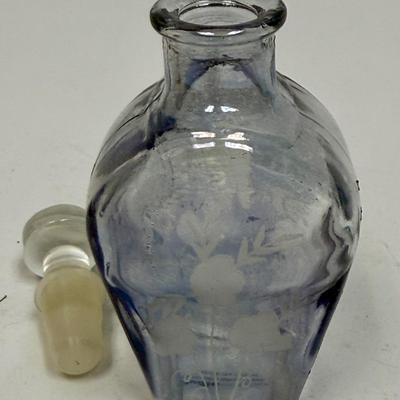 Glass Perfume Bottle with stopper