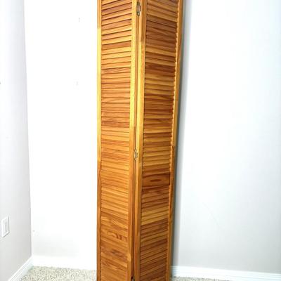 Solid Wood Louvered Door Room Divider