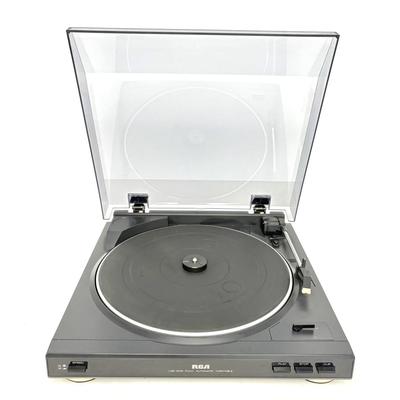 RCA LAB-1200 Fully Automatic Turntable Record Player