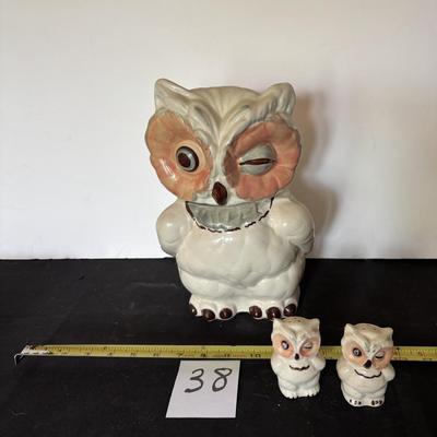Vintage Owl Cookie Jar and Salt n Pepper Shakers