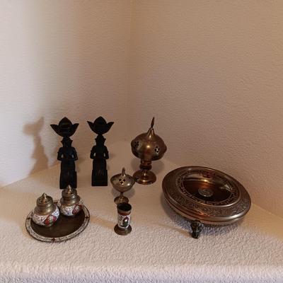 BRASS DECOR WITH AN ASIAN FEEL