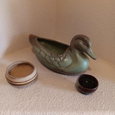 FRANKOMA DUCK AND 2 SMALL CLAY POTS
