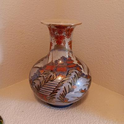 CLOISONNE VASE AND SMALL BOWL, GORGEOUS SATSUMA VASE AND A CARVED CORK DIORAMA