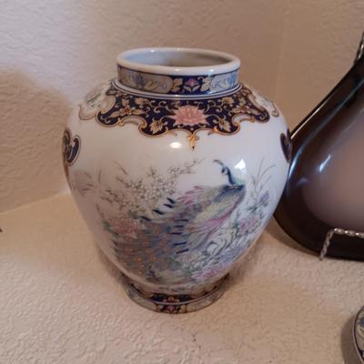 PURPLE ART GLASS BOWL, SMALL BRASS BOWL AND A GINGER JAR WITH A PEACOCK