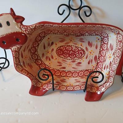 Temp-tations Old World Red Animal Baker Trio – Cow, Pig & Chicken with Stands