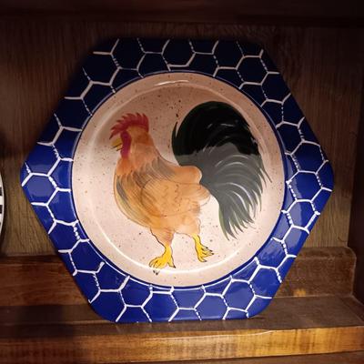 DECORATIVE WOODEN ROOSTERS AND PLATES, SALT/PEPPER SHAKERS, CANDLE HOLDER AND MAGNET