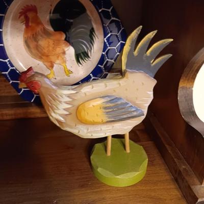 DECORATIVE WOODEN ROOSTERS AND PLATES, SALT/PEPPER SHAKERS, CANDLE HOLDER AND MAGNET