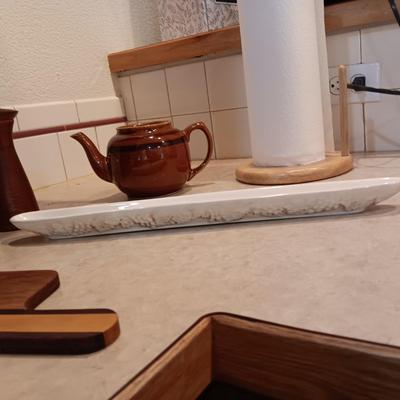 INLAID WOOD CUTTING BOARD, WOODEN SHAKERS, TEAPOT, PAPER TOWEL HOLDER AND RELISH DISH
