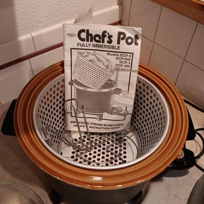 CHEF'S POT THAT FRIES/COOKS/STEAMS AND SLOW COOKS PLUS LARGE SHAKERS AND TOASTER