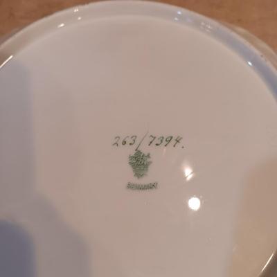 VINTAGE SERVING PLATES, BREAD BASKET AND A UTENSIL HOLDER