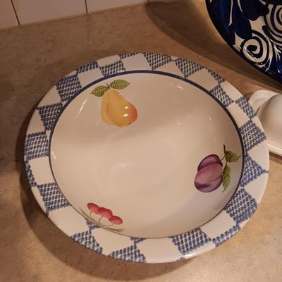 SERVING PIECES