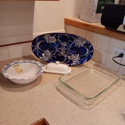 SERVING PIECES