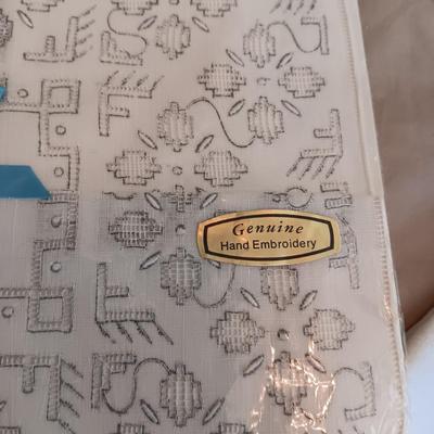 VINTAGE LINENS - PILLOWCASES, DOILIES AND DRESSER SCARVES