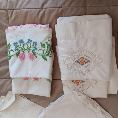 VINTAGE LINENS - PILLOWCASES, DOILIES AND DRESSER SCARVES