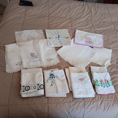 VINTAGE LINENS - PILLOWCASES, DOILIES AND DRESSER SCARVES