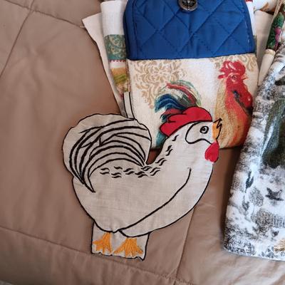 KITCHEN LINENS