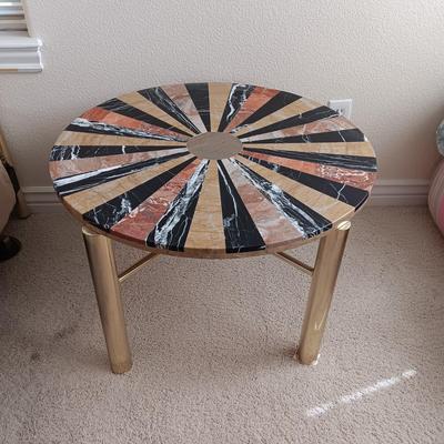 BEAUTIFUL AND UNIQUE MARBLE SIDE TABLE