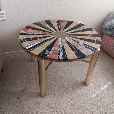 BEAUTIFUL AND UNIQUE MARBLE SIDE TABLE