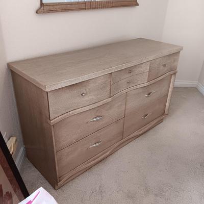 MAINLINE 7 DRAWER DRESSER WITH MIRROR