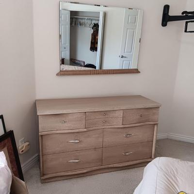 MAINLINE 7 DRAWER DRESSER WITH MIRROR