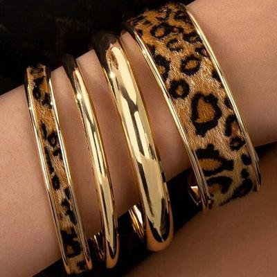 4-Pack High Quality Leopard Print Smooth Bangle Bracelet Set