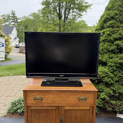 Sharp liquid crystal tv 41”