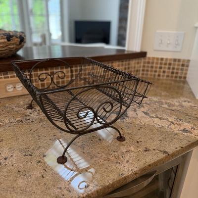 Metal fruit stand