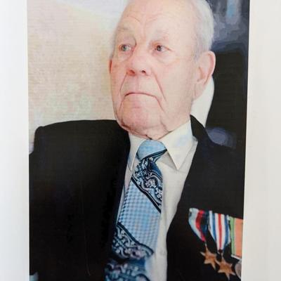 Eldon Freeman Roberts signed photo