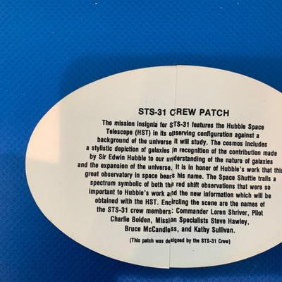 STS-31 Crew Patch